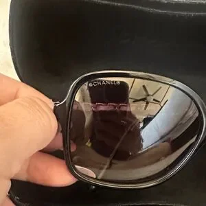 CHANEL | Accessories | Nwot Chanel Elegant Black Sunglasses  display picture 2